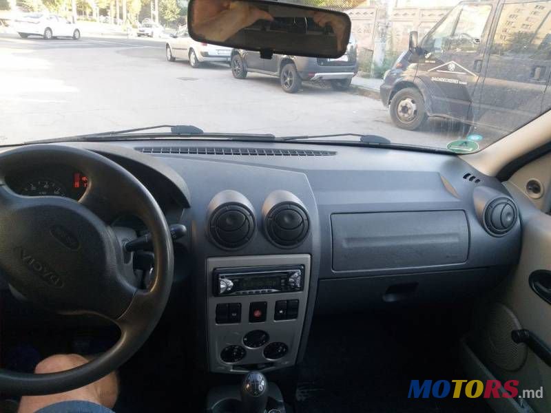 2009' Dacia Logan Mcv photo #5