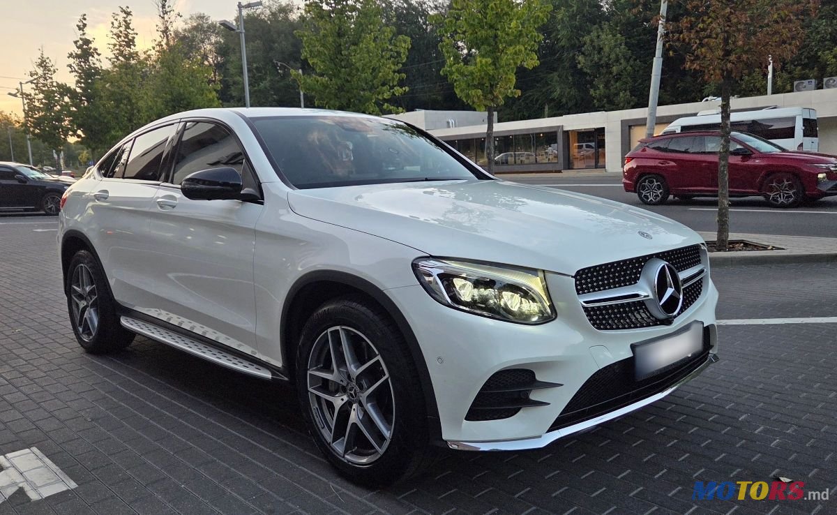 2018' Mercedes-Benz Glc Coupe photo #1