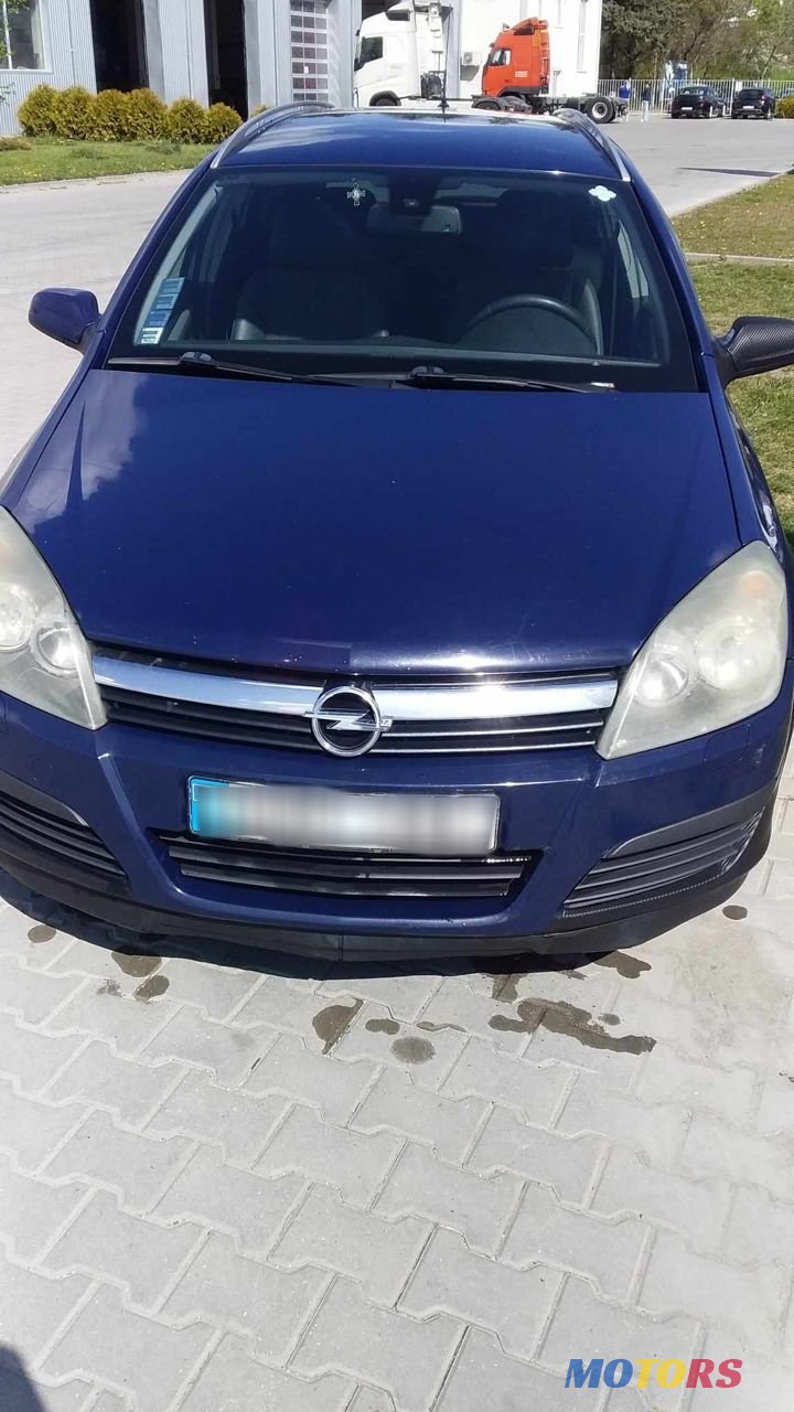 2006' Opel Astra photo #1