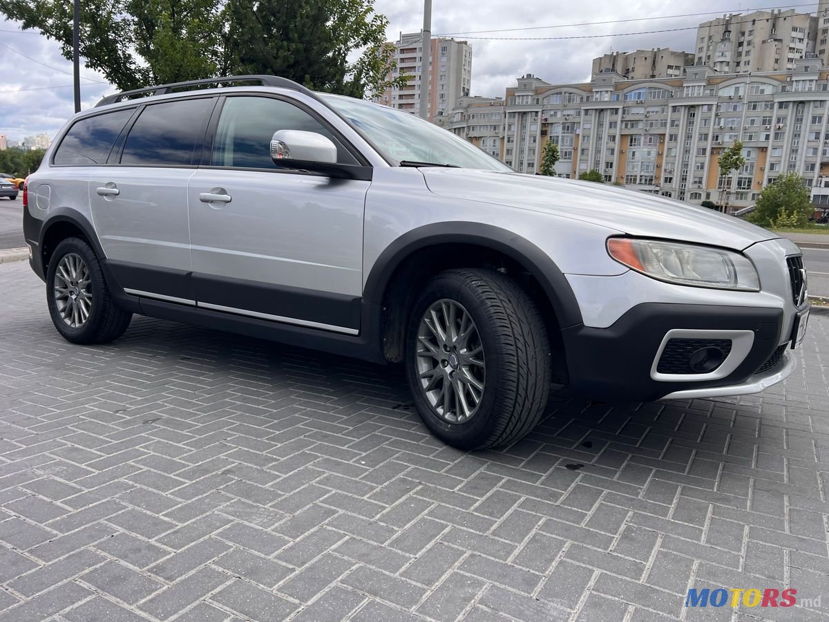 2008' Volvo XC70 photo #2