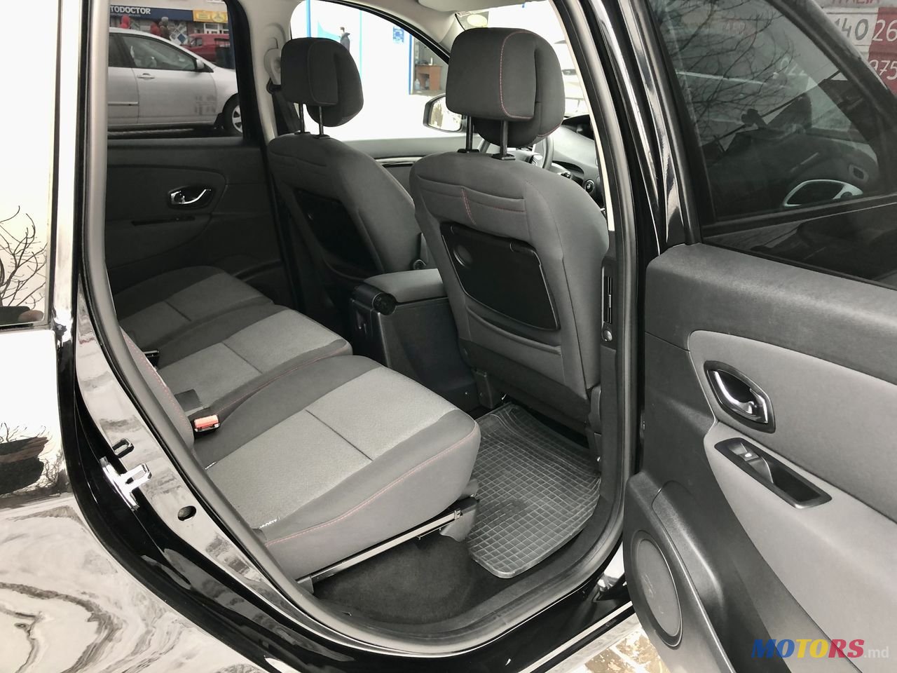 2013' Renault Grand Scenic photo #6