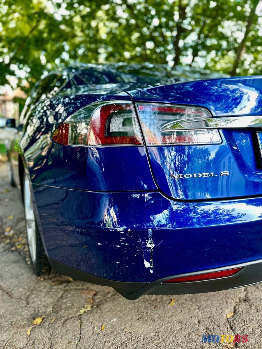 2015' Tesla Model S photo #4