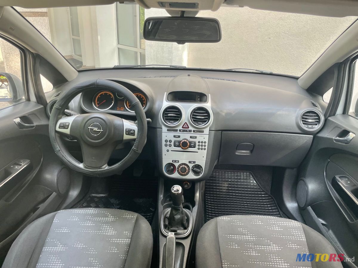 2011' Opel Corsa photo #6