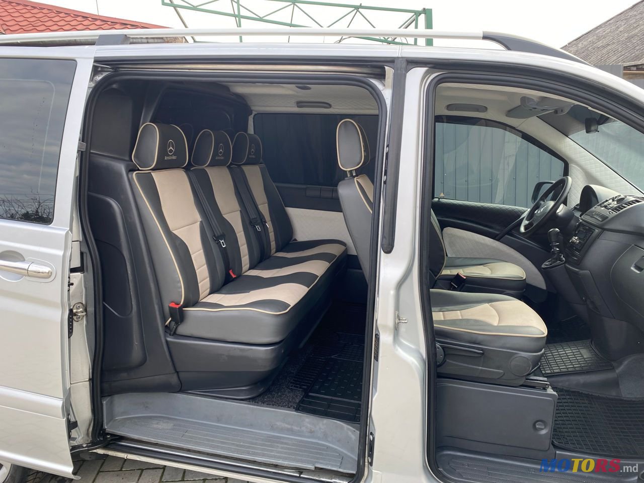 2012' Mercedes-Benz Vito photo #2