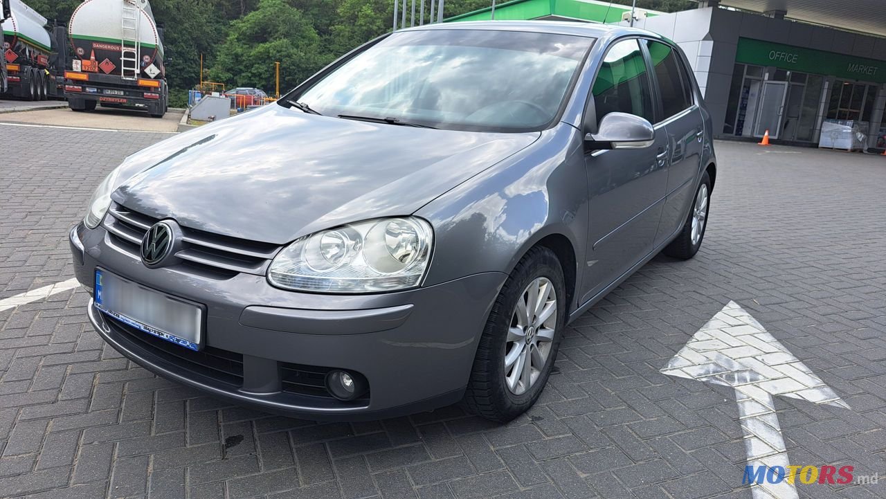 2007' Volkswagen Golf photo #1