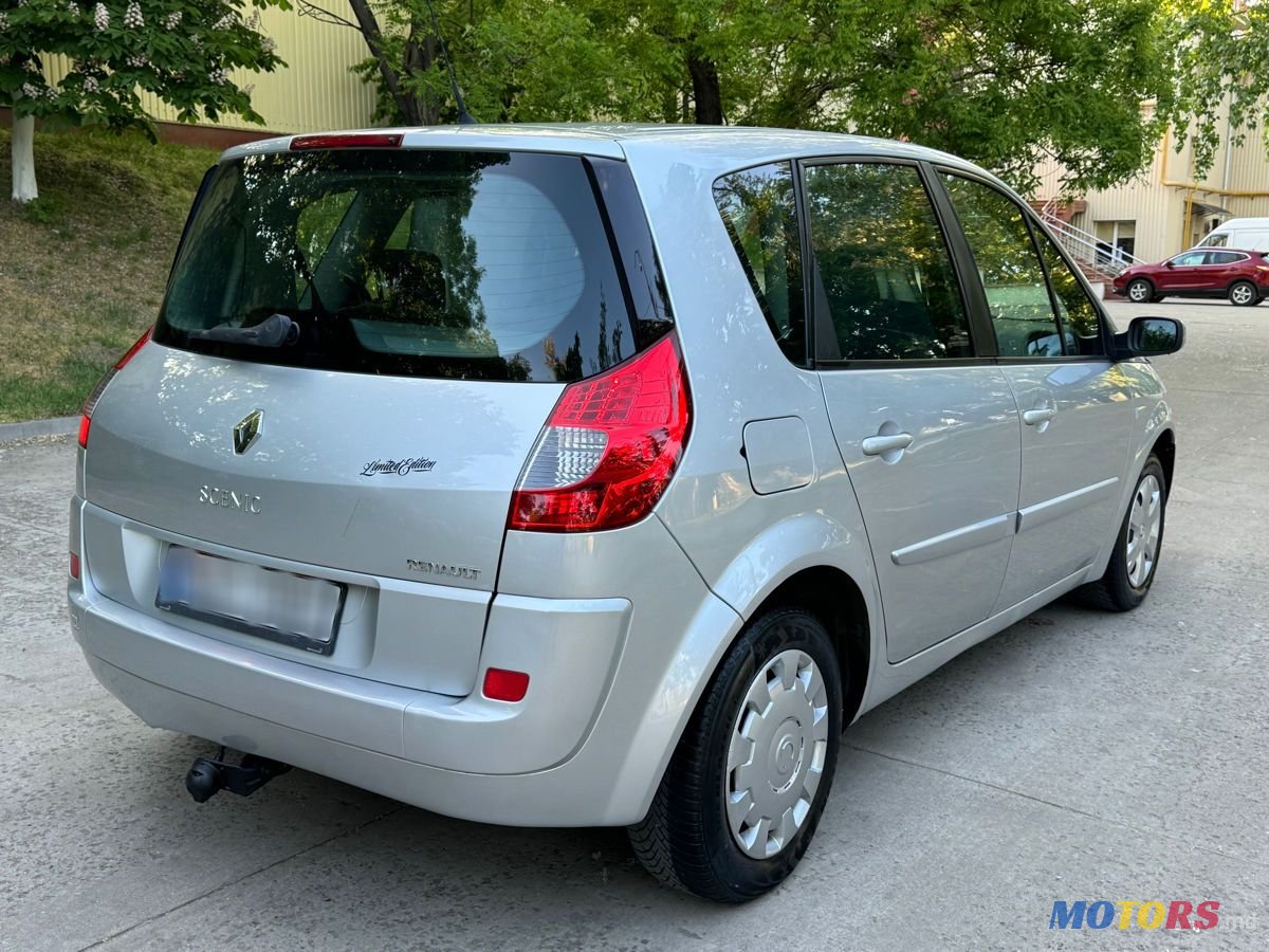 2008' Renault Scenic photo #4