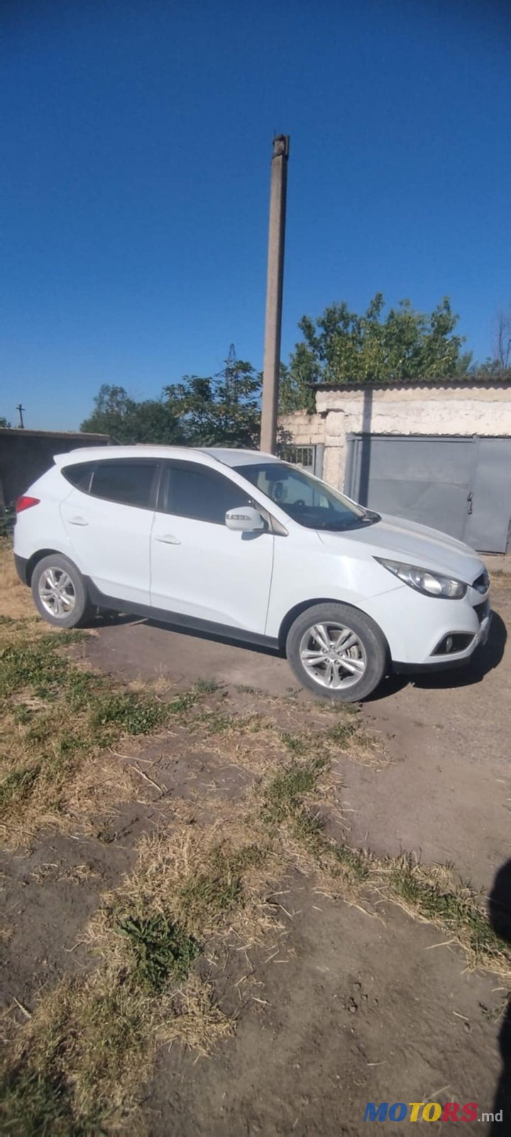 2011' Hyundai ix35 photo #2