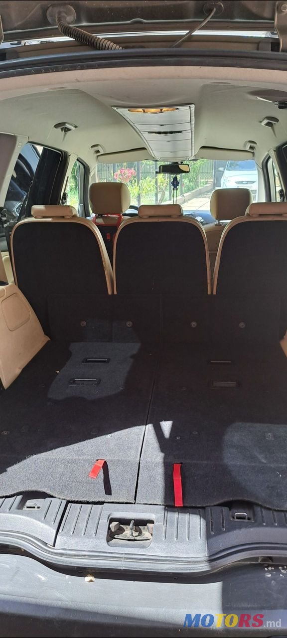 2011' Ford Galaxy photo #6