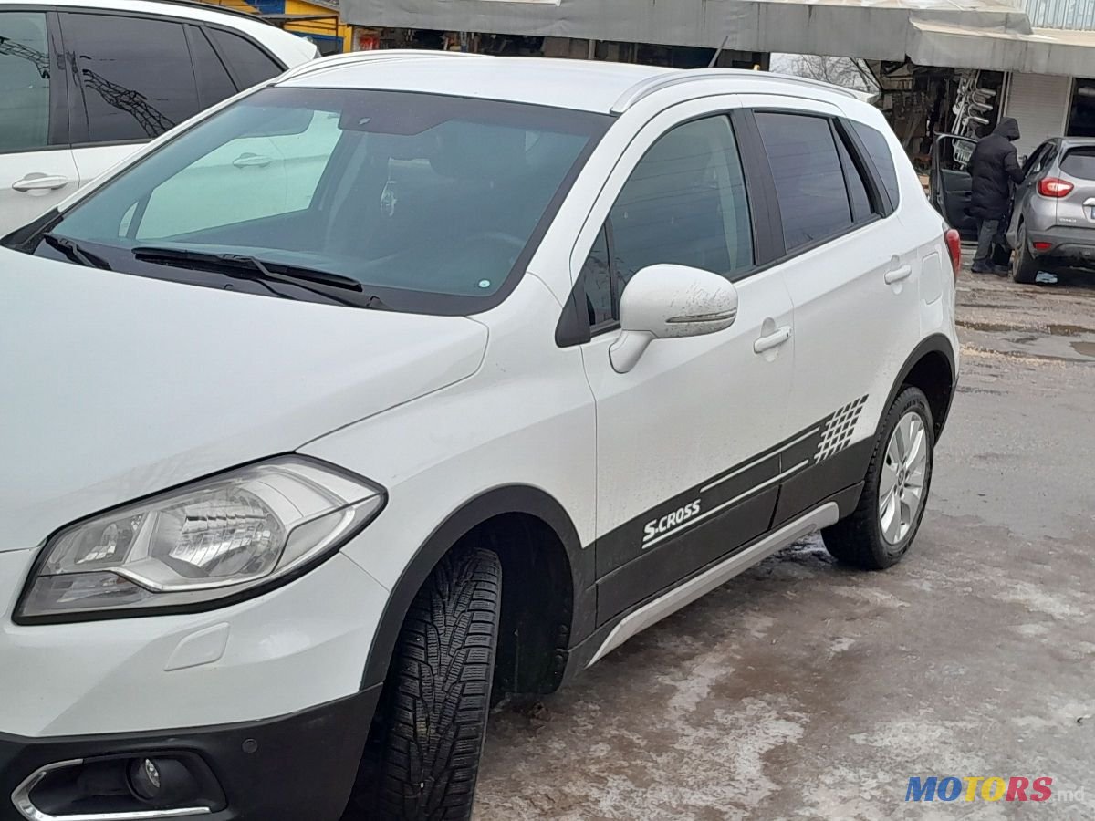 2013' Suzuki S-Cross photo #2