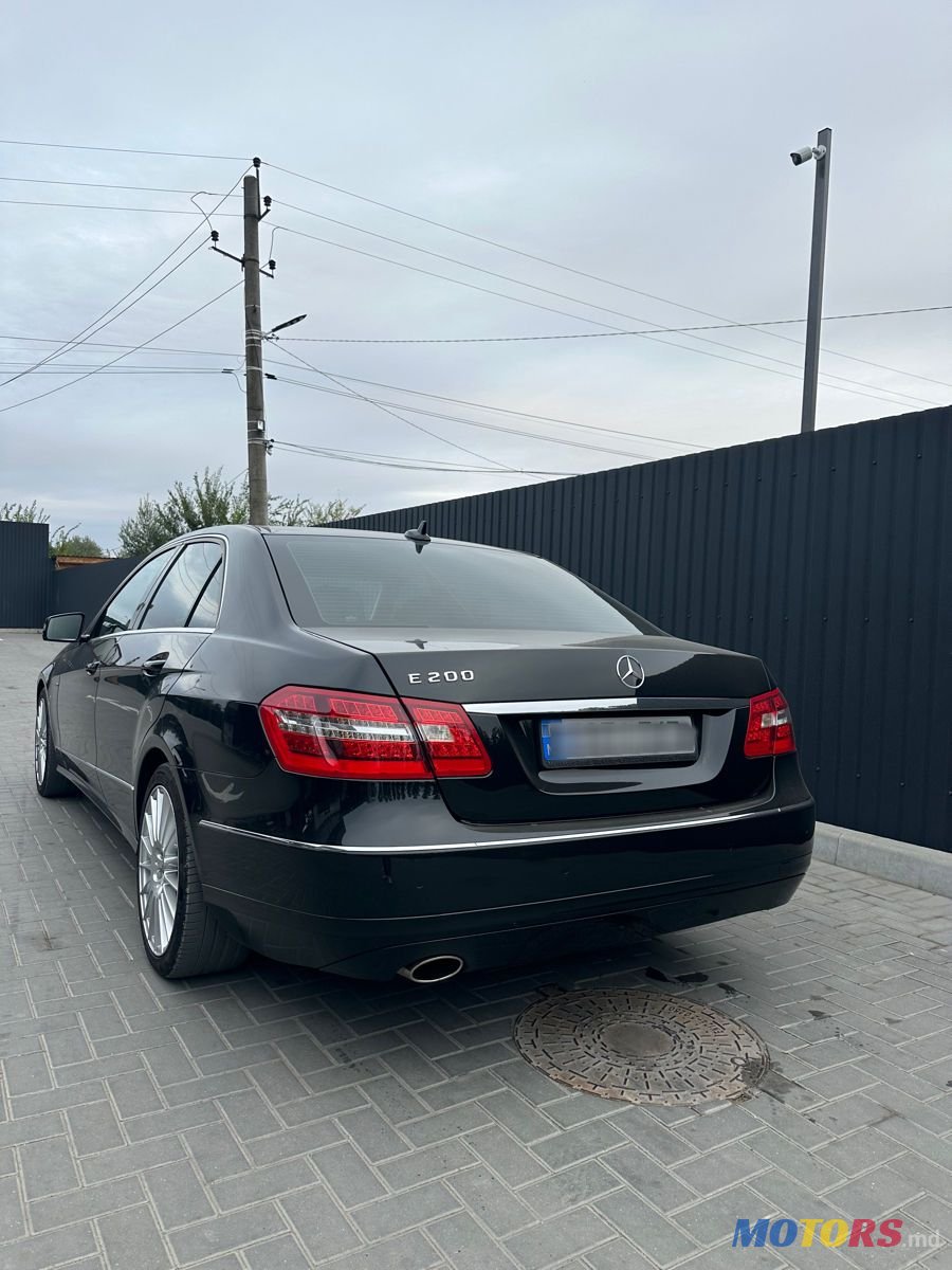 2012' Mercedes-Benz E-Class photo #4