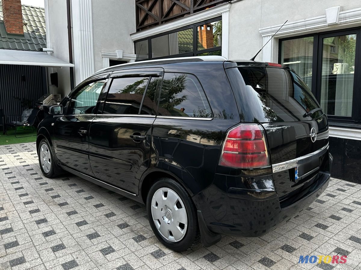 2006' Opel Zafira photo #4