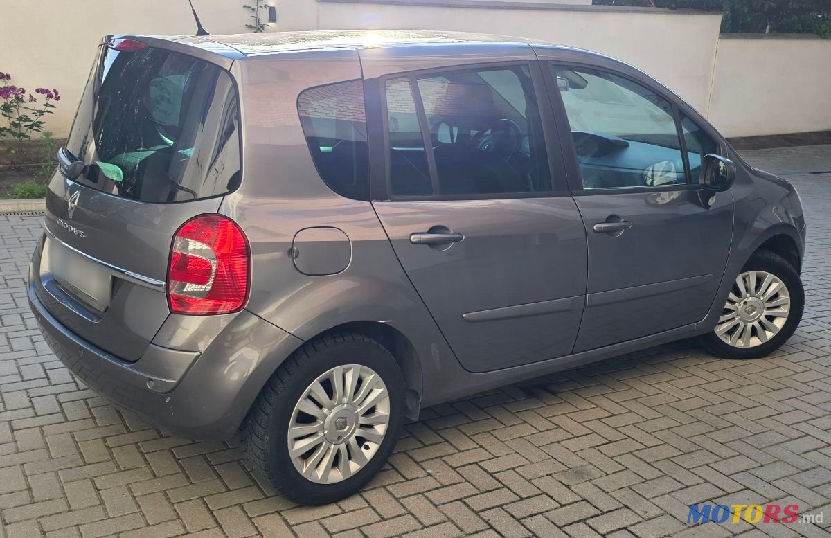 2010' Renault Grand Modus photo #4