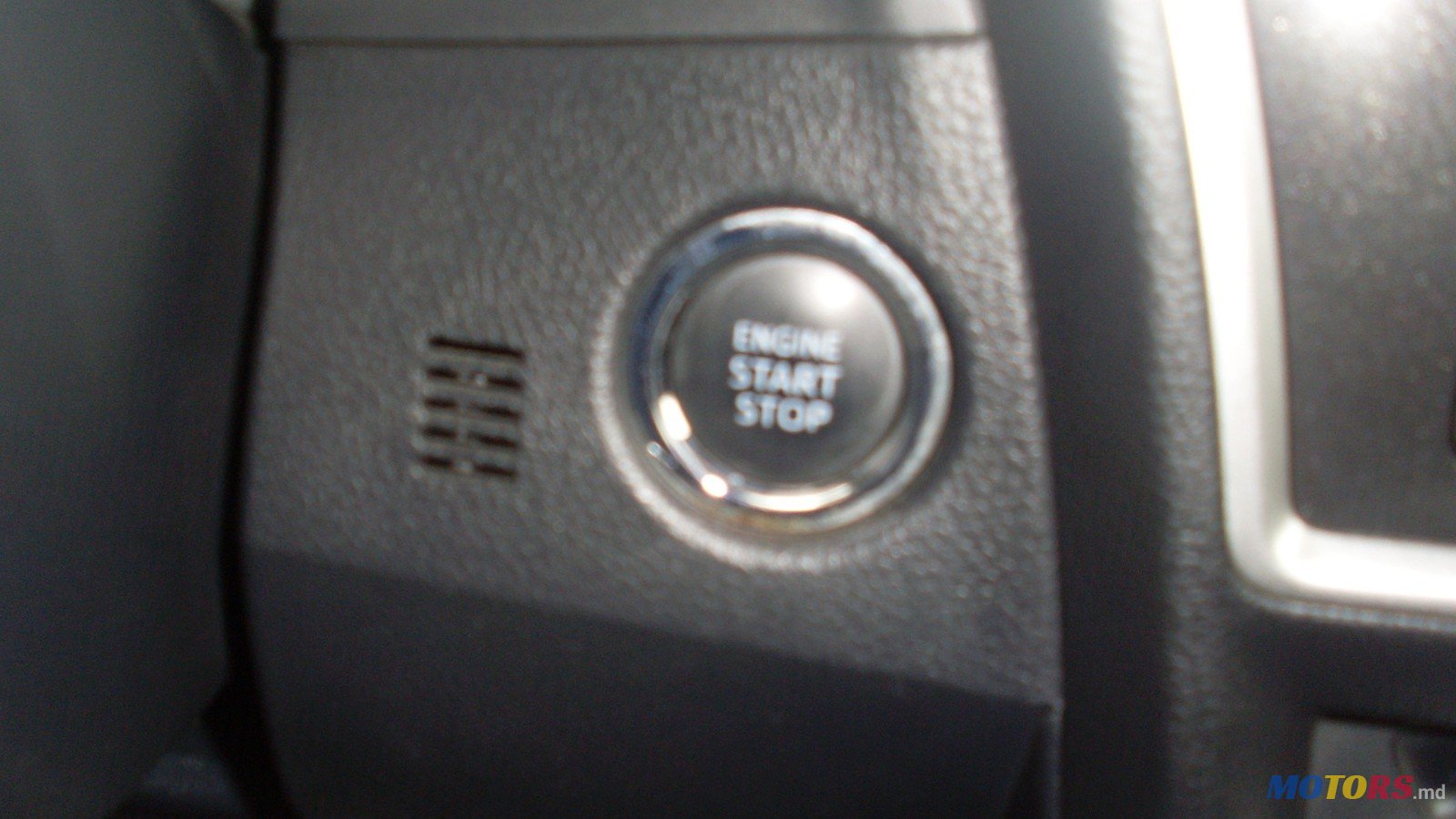 2014' Toyota Auris photo #5