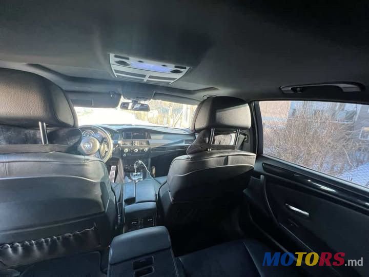 2009' BMW 5 Series photo #4