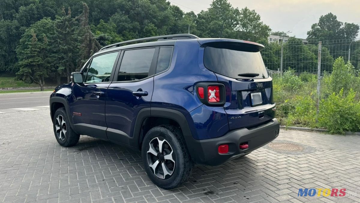 2019' Jeep Renegade photo #5