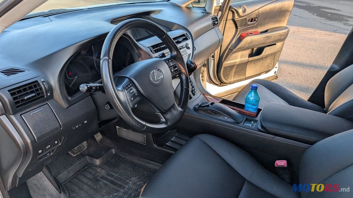 2010' Lexus Rx Series photo #5
