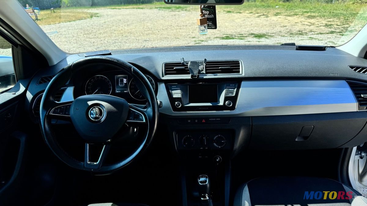 2017' Skoda Fabia photo #6