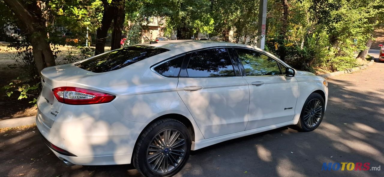 2013' Ford Fusion photo #1