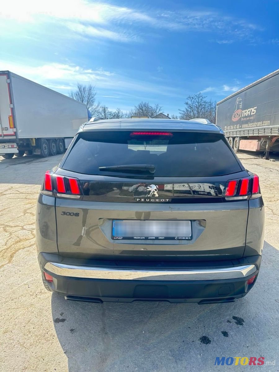 2020' Peugeot 3008 photo #3