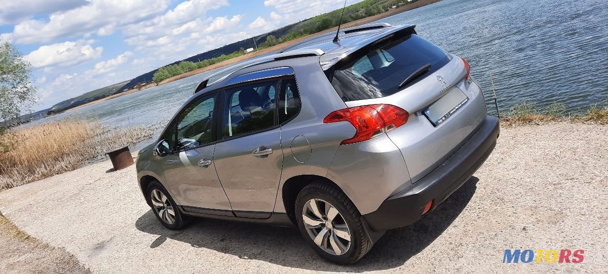 2015' Peugeot 2008 photo #3