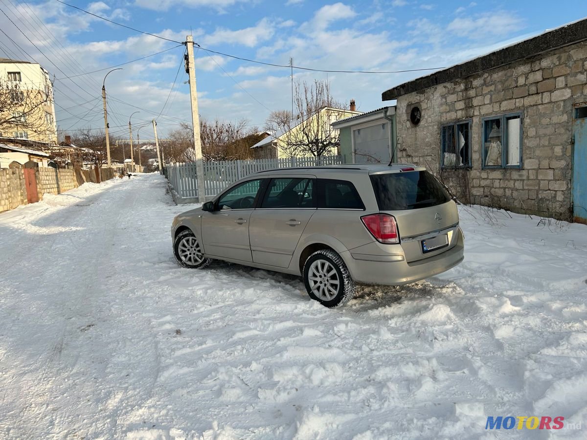 2006' Opel Astra photo #4