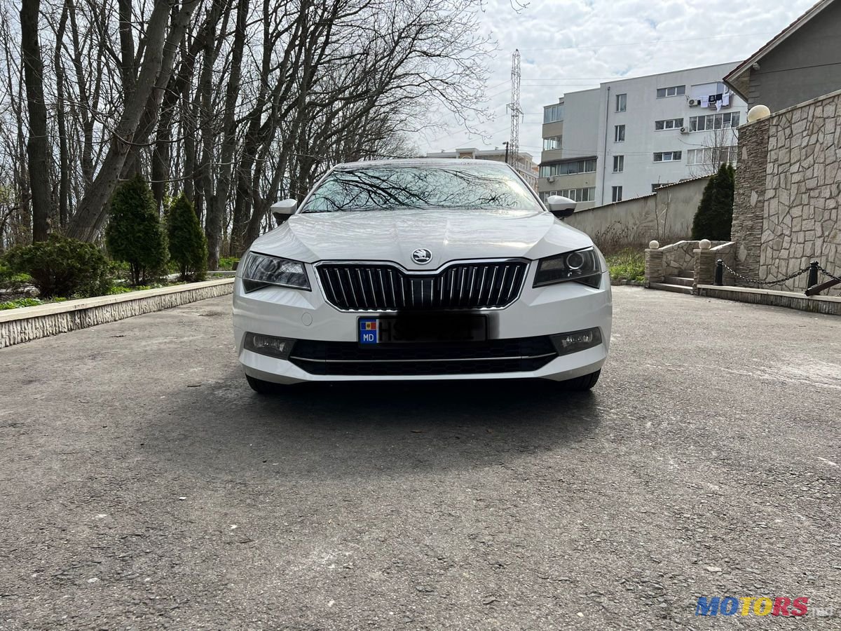 2016' Skoda Superb photo #3