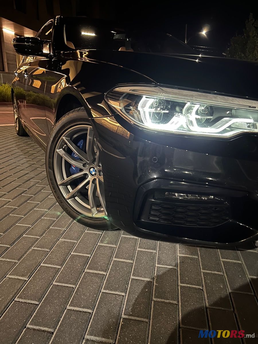 2018' BMW 5 Series photo #2