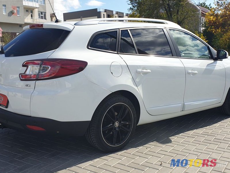 2014' Renault Megane photo #4