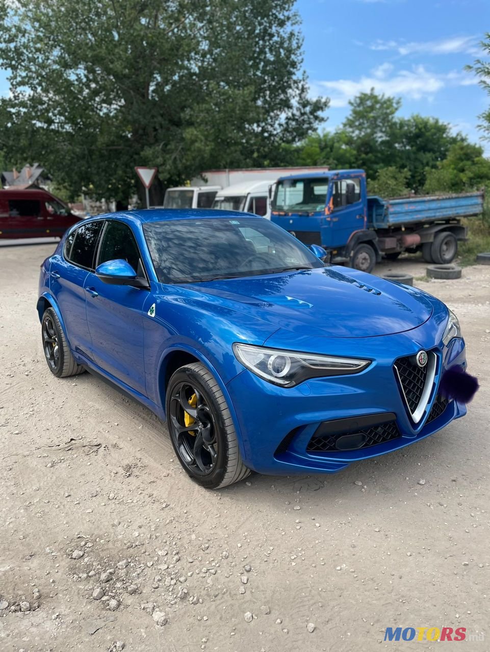 2018' Alfa Romeo Stelvio photo #2