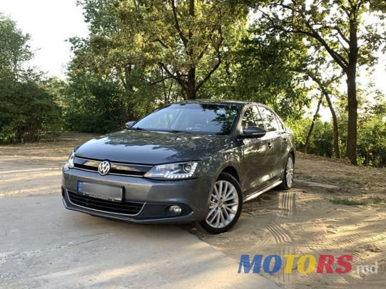 2013' Volkswagen Jetta photo #3