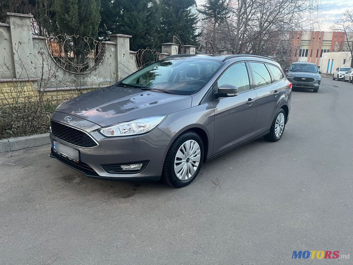 2015' Ford Focus photo #5