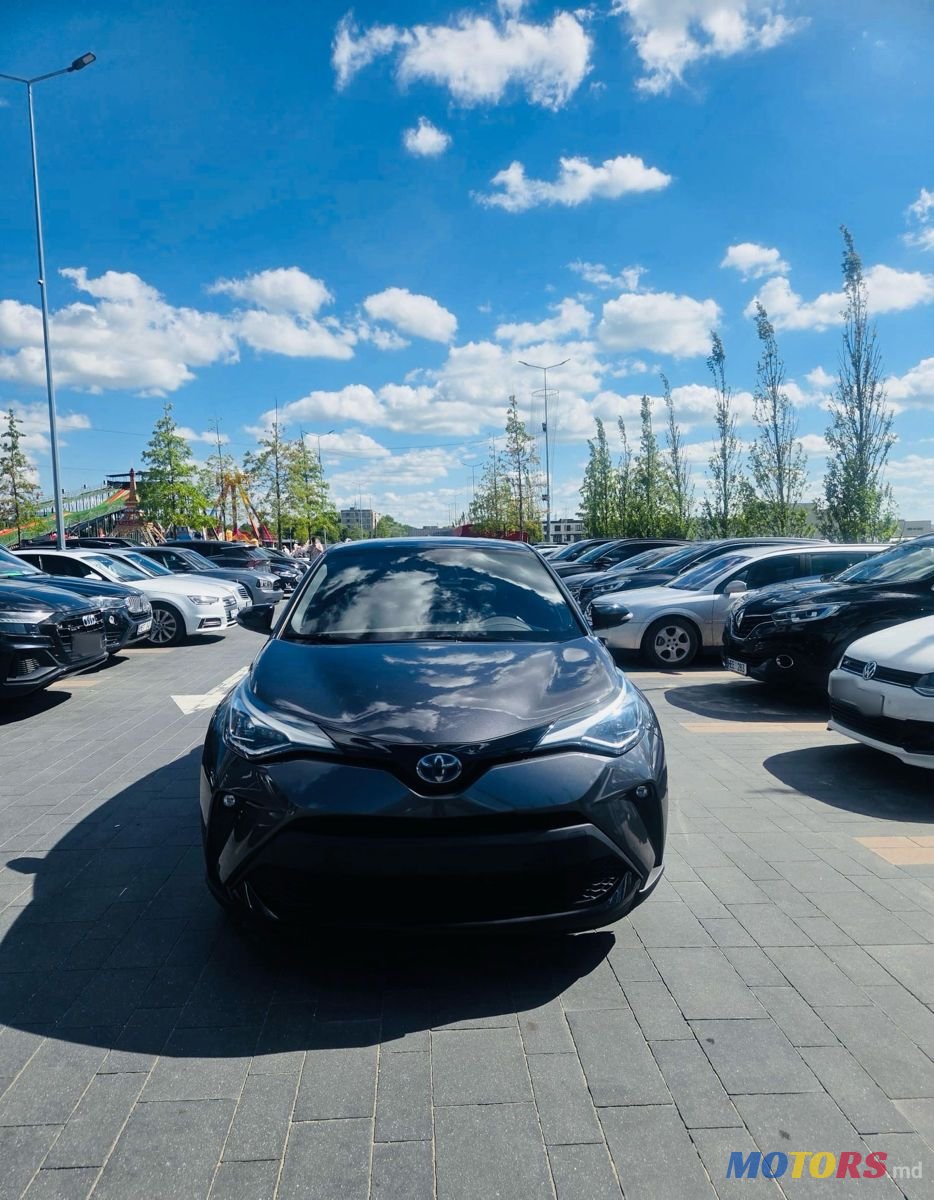 2023' Toyota C-HR photo #1