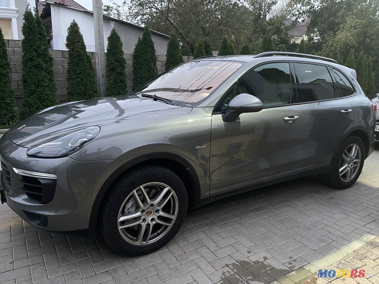 2015' Porsche Cayenne photo #1