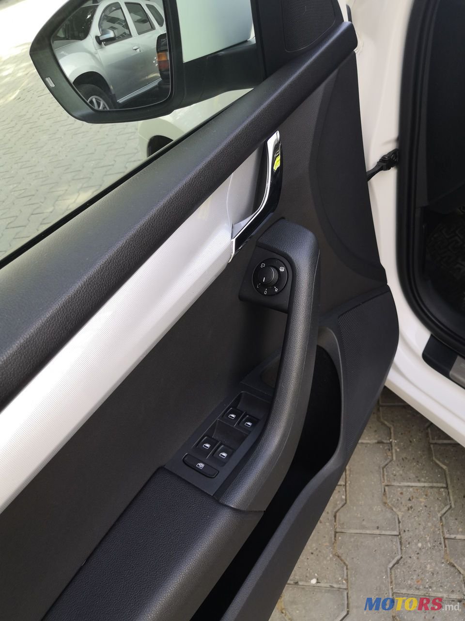 2014' Skoda Octavia photo #6