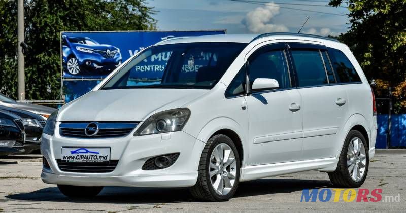 2009' Opel Zafira photo #3