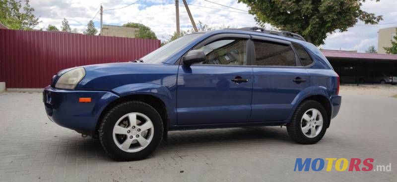2005' Hyundai Tucson photo #4