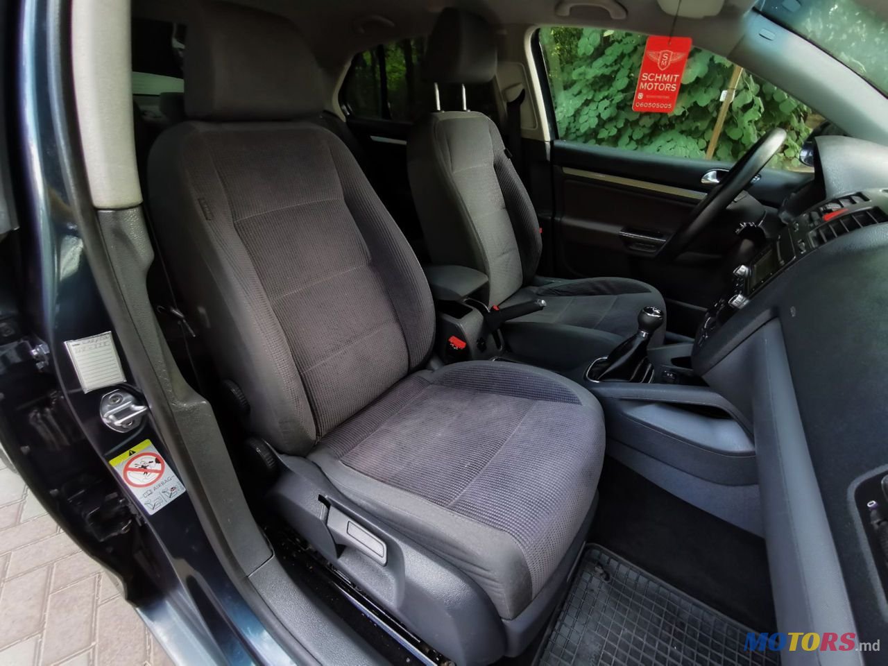 2007' Volkswagen Jetta photo #6