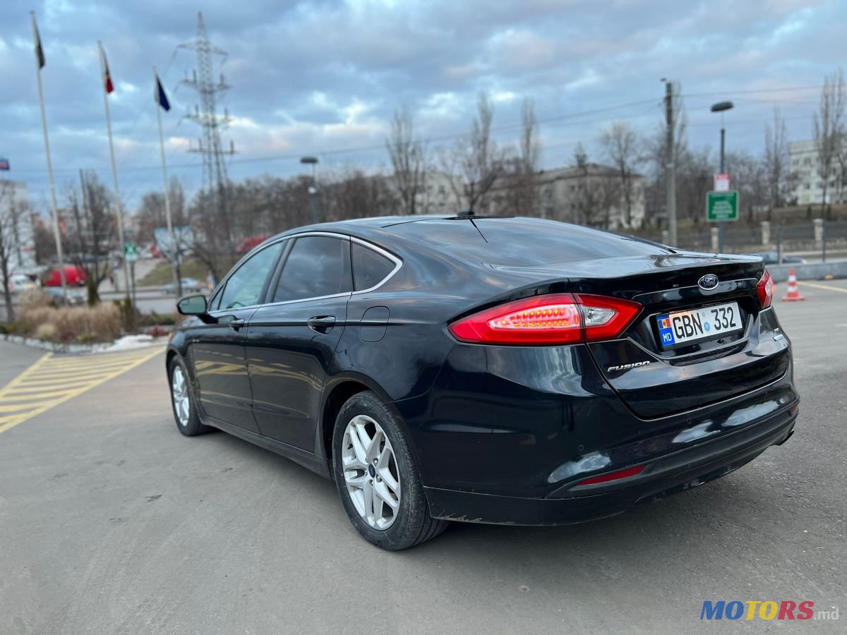 2013' Ford Fusion photo #5