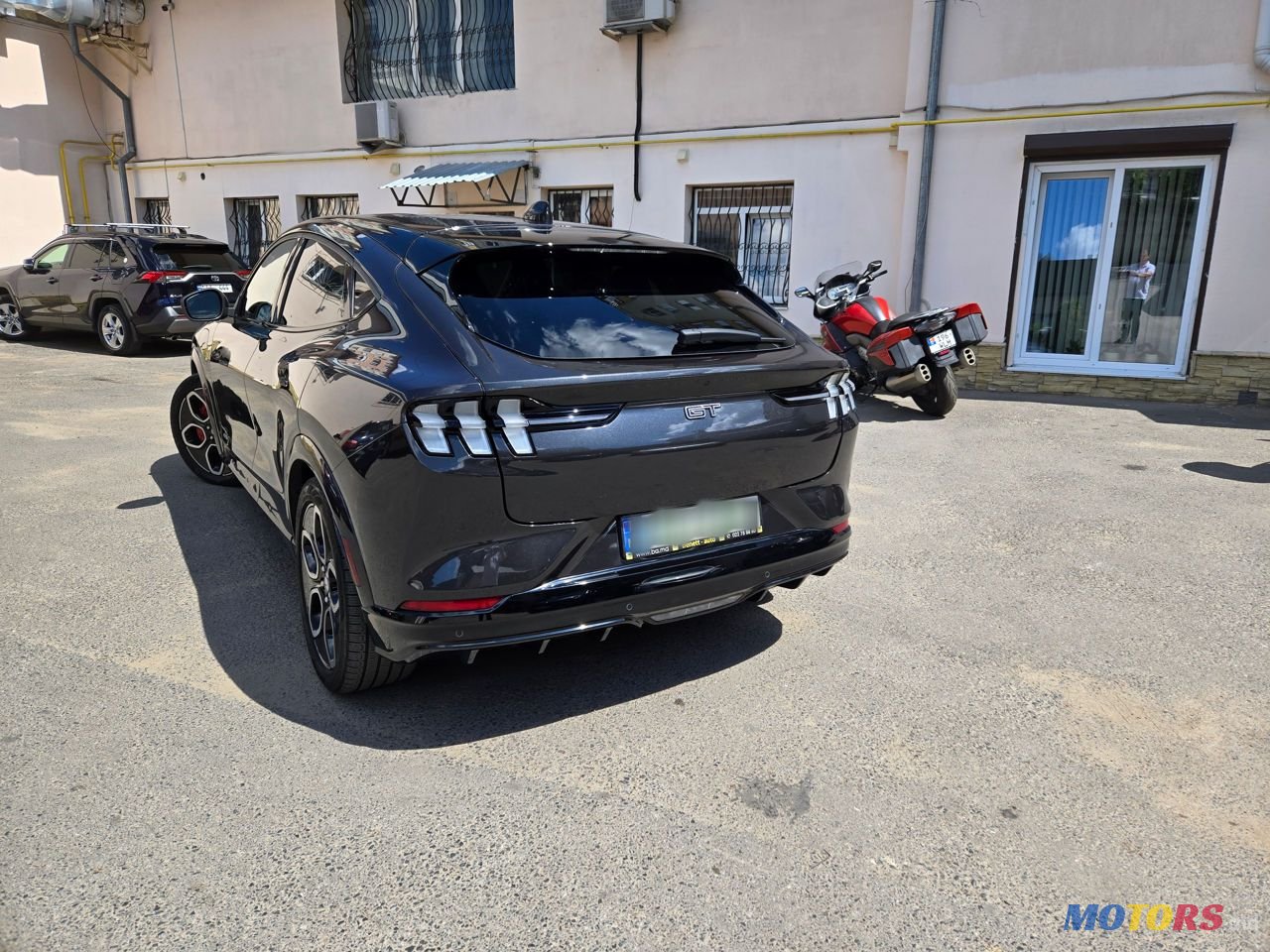 2021' Ford Mustang photo #2