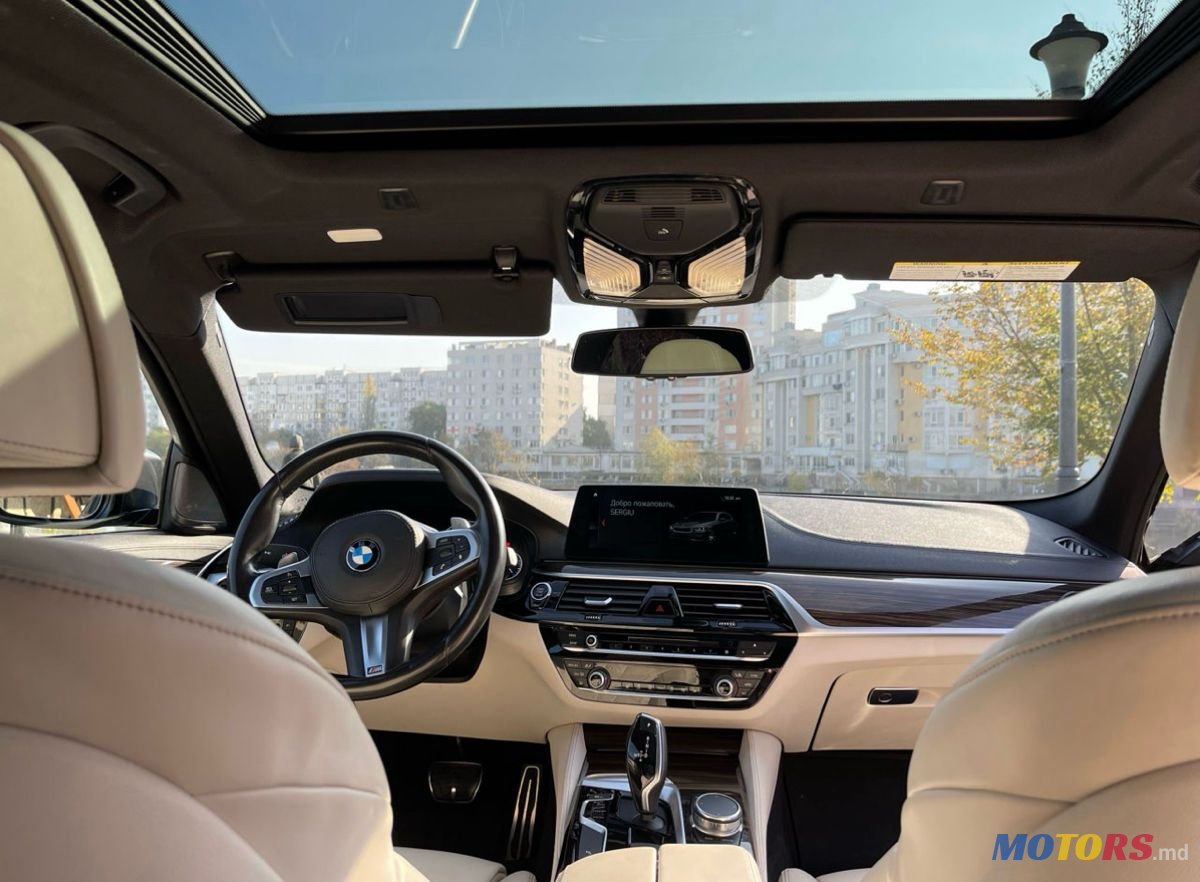 2017' BMW 5 Series photo #5