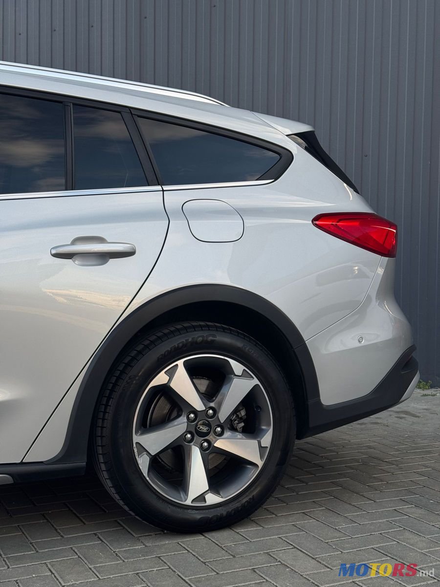 2023' Ford Focus photo #3