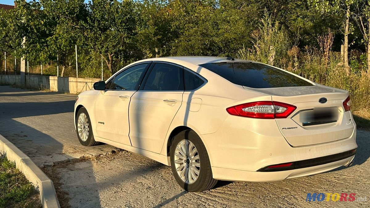2016' Ford Fusion photo #2
