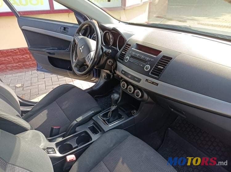 2008' Mitsubishi Lancer photo #3