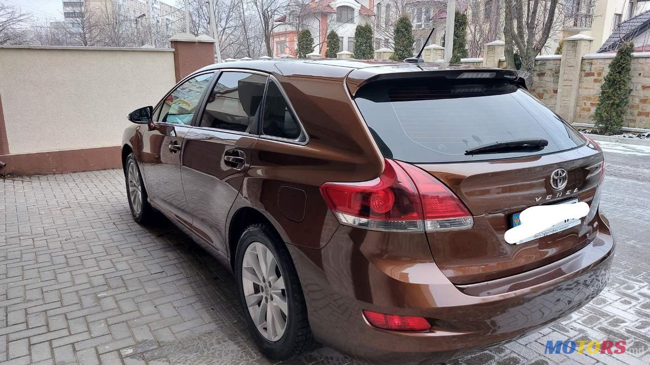 2013' Toyota Venza photo #3