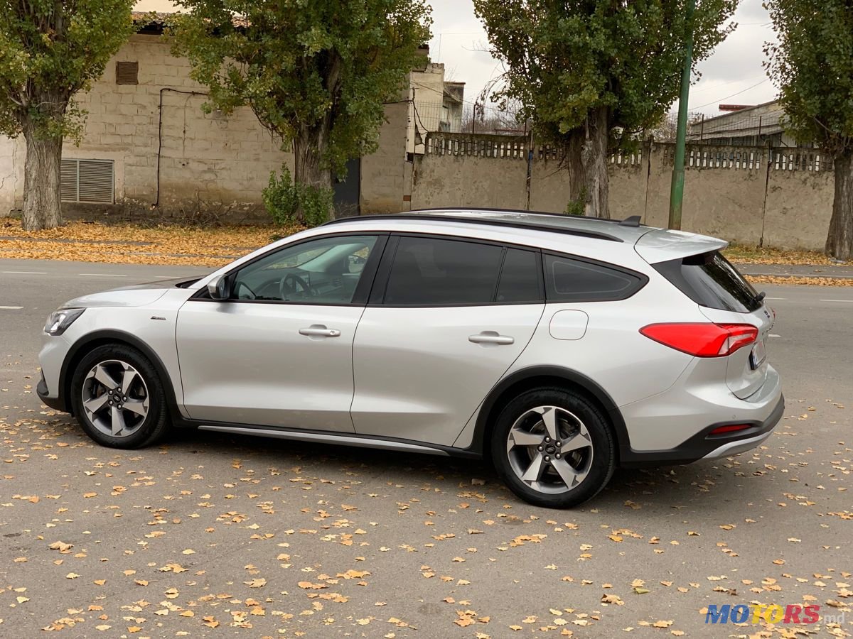 2019' Ford Focus photo #5