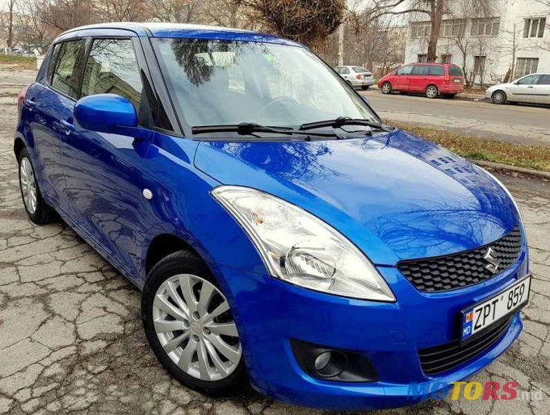 2010' Suzuki Swift photo #1