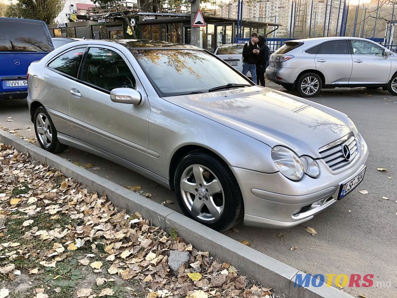 2002' Mercedes-Benz C Класс photo #5