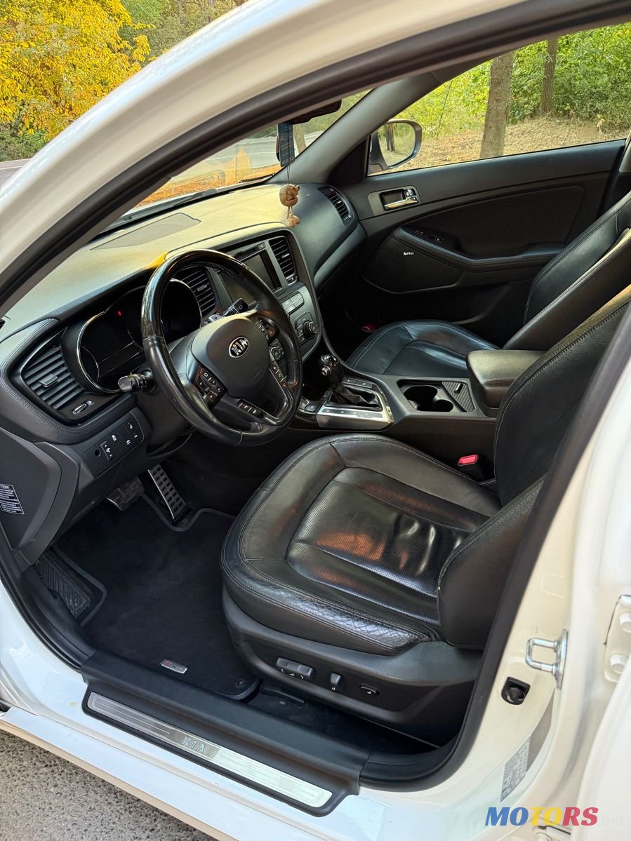 2013' Kia Optima photo #6