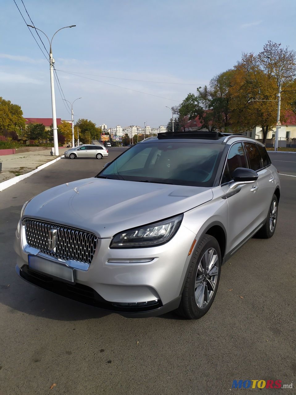 2020' Lincoln Aviator photo #2