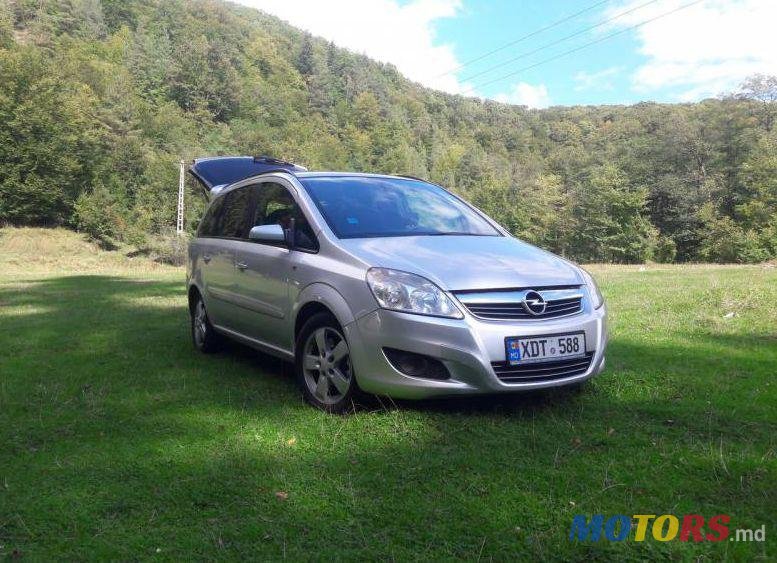 2008' Opel Zafira photo #1